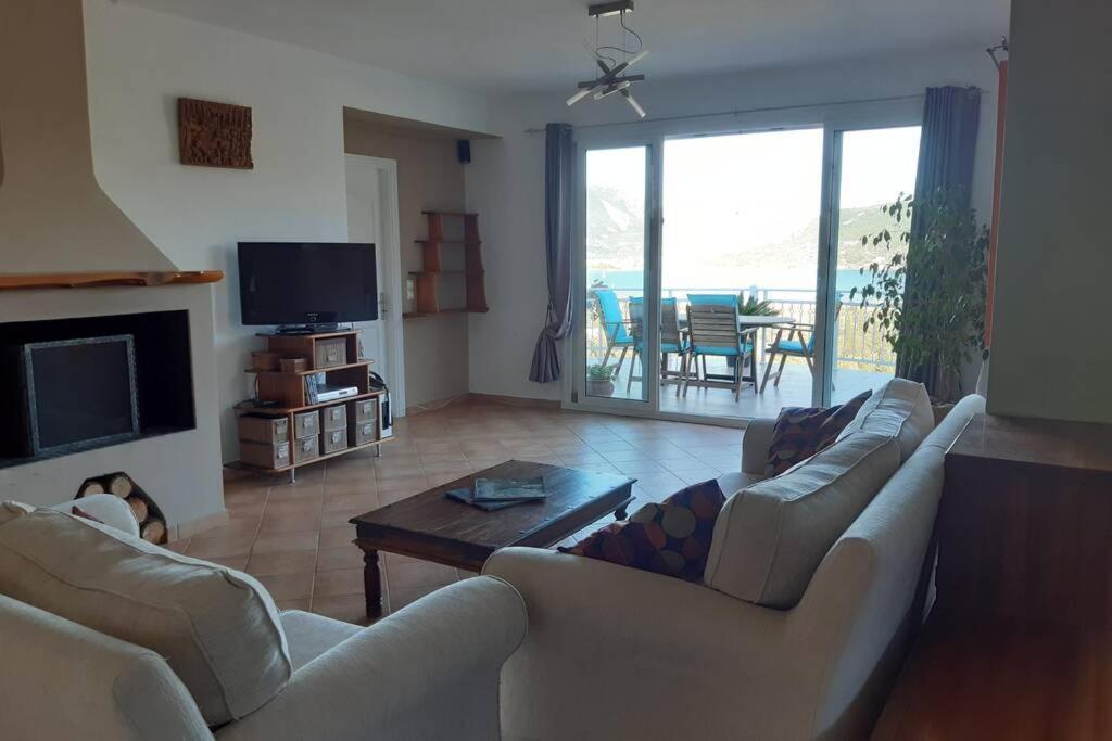 Villa Sunrise With Stunning Views And Private Pool Katokhorion  Экстерьер фото